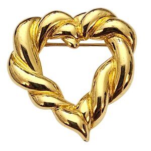 Trifari TM Twisted Ribbon Open Heart Brooch, Glossy Gold Tone Pin Signed C854